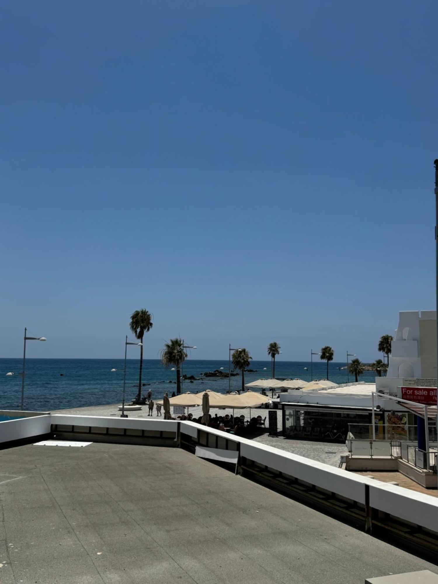 Beachside Light House Kato Paphos 82 Екстериор снимка